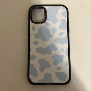 Castify phone case lightly used